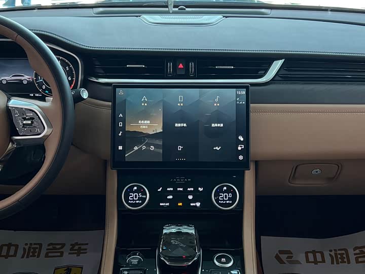 Фото 7 - Jaguar XF L