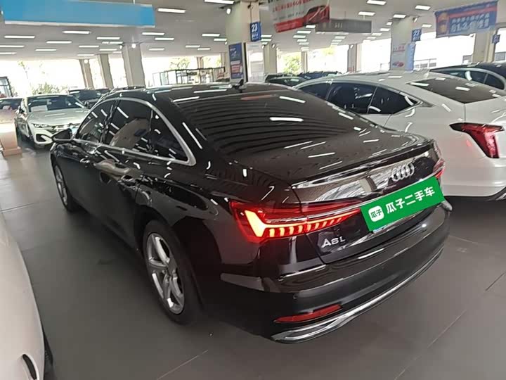 Photo 5 - Audi A6L