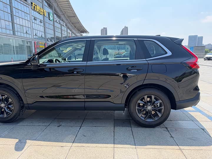 Honda CR-V 2026 2026款 全球30年荣耀款 240TURBO 两驱活力版