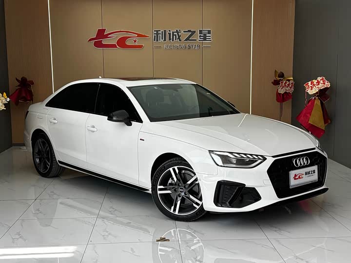 Фото 3 - Audi A4L