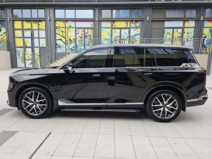 GAC Trumpchi GS8 2022 2022款 双擎系列 2.0TM 两驱尊贵版 （七座）