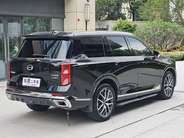 GAC Trumpchi GS8 2022 2022款 双擎系列 2.0TM 两驱尊贵版 （七座）