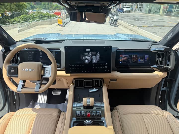 BYD FangChengBao Leopard 8 2025 2025款 智勇旗舰版 5座
