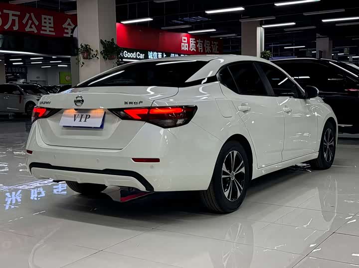 Zdjęcie 7 - Nissan Sylphy