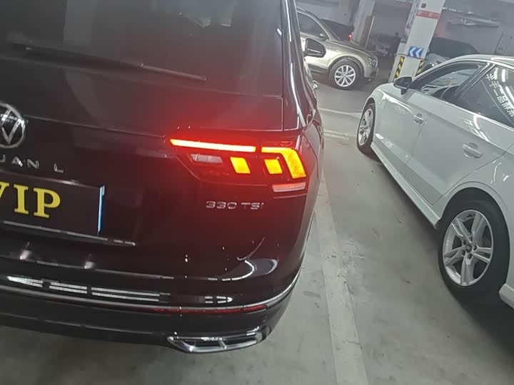 Volkswagen Tiguan L Pro 2025 2025款 出众款 330TSI 自动两驱R-Line龙耀版