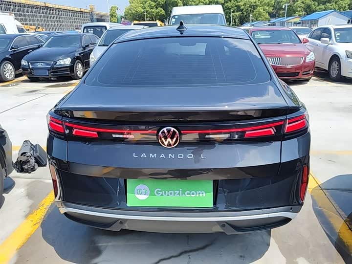 Volkswagen Lamando L 2026 2026款 凌渡L 300TSI 凌风版