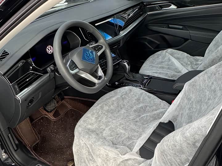 Volkswagen Passat Hybrid 2025 2025款 430PHEV 混动商务版