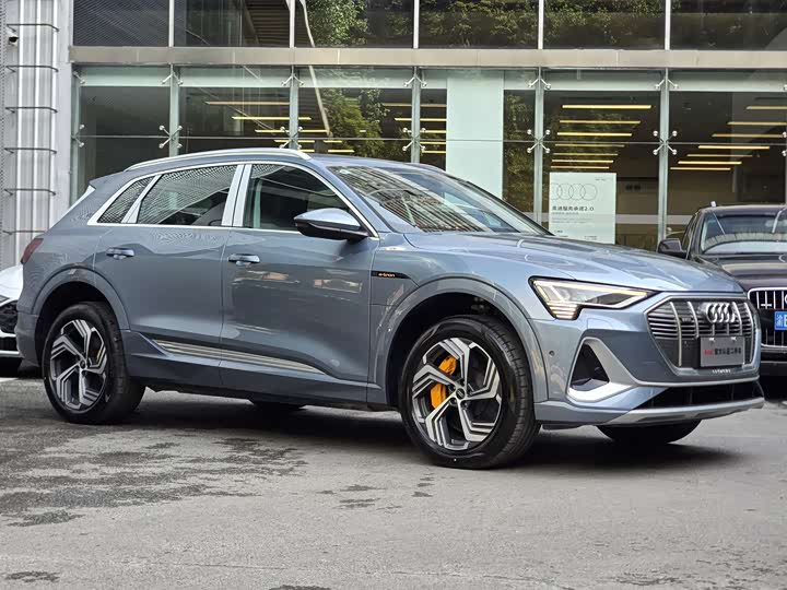 2021 Audi e-tron