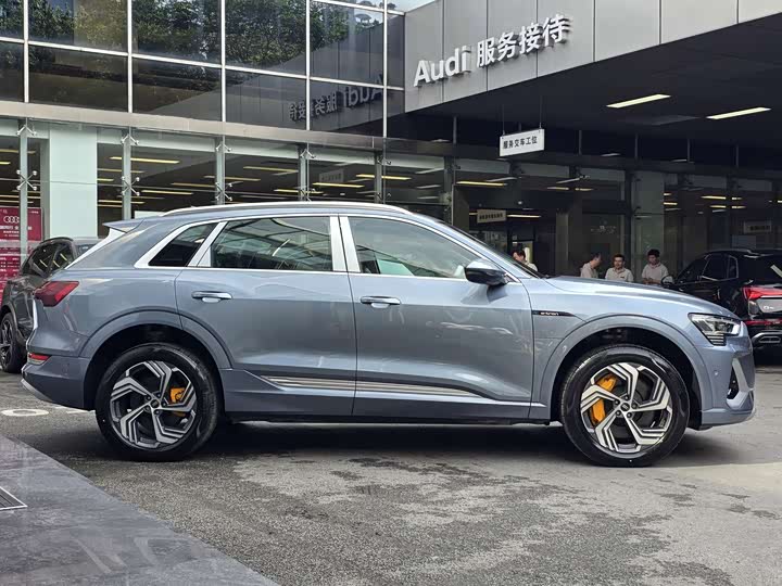 2021 Audi e-tron