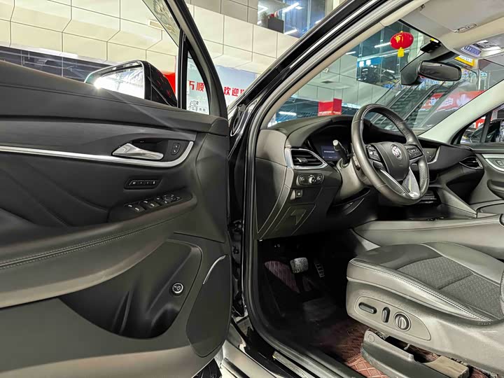 Buick Enclave 2022 2022款 652T 四驱尊贵型 7座
