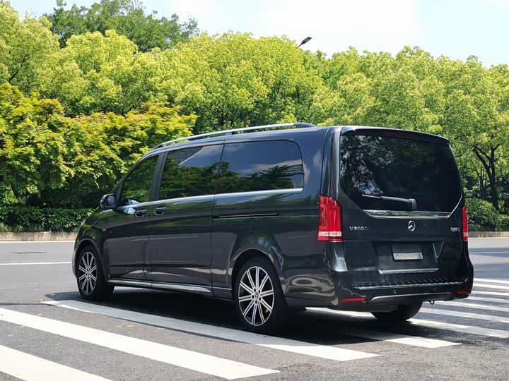 Mercedes-Benz V-Class 2021 2021款 V 260 L 长轴距豪华版