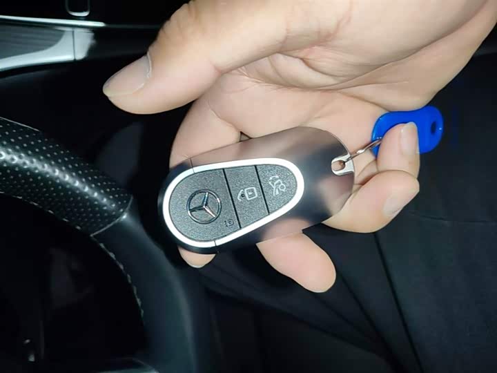 Фото 9 - Mercedes-Benz C-Class