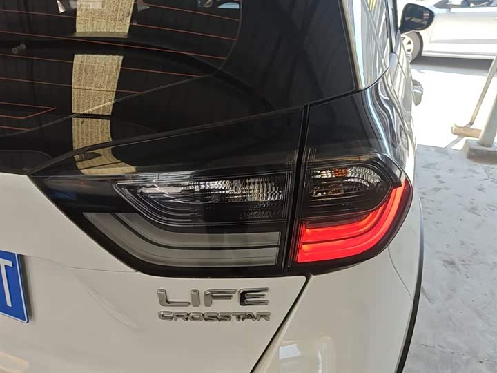 Honda Life 2021 2021款 1.5L CVT CRO-S乐趣版