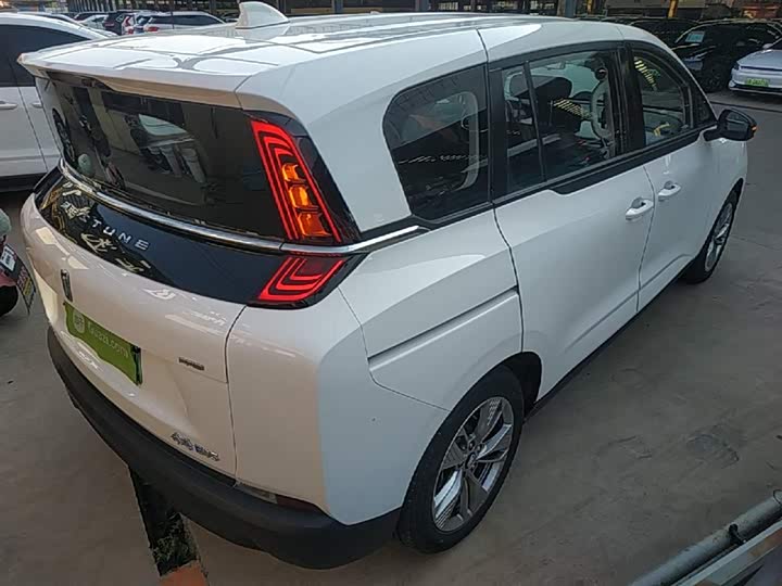 Bestune NAT 2023 2023款 PRO 舒享出行版 419km