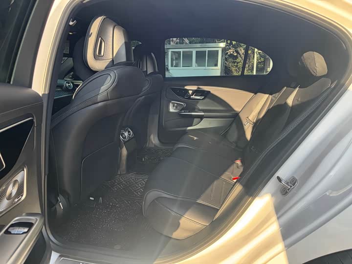 Фото 5 - Mercedes-Benz C-Class