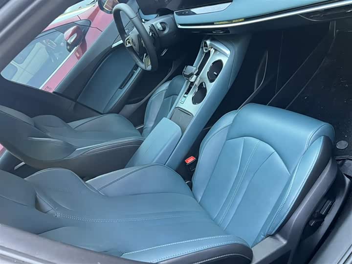 Фото 3 - MG Motor 7