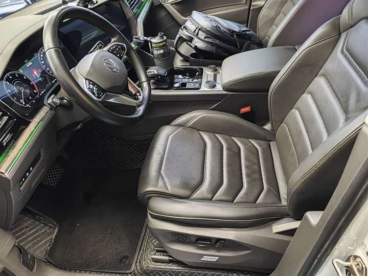 Volkswagen Touareg 2022 2022款 3.0TSI 锐享版 经典运动套装