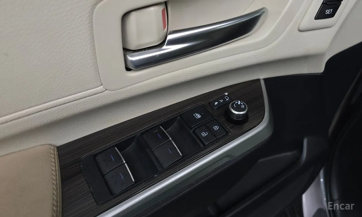 Toyota Sienna 2020 2.5 Hybrid 2WD