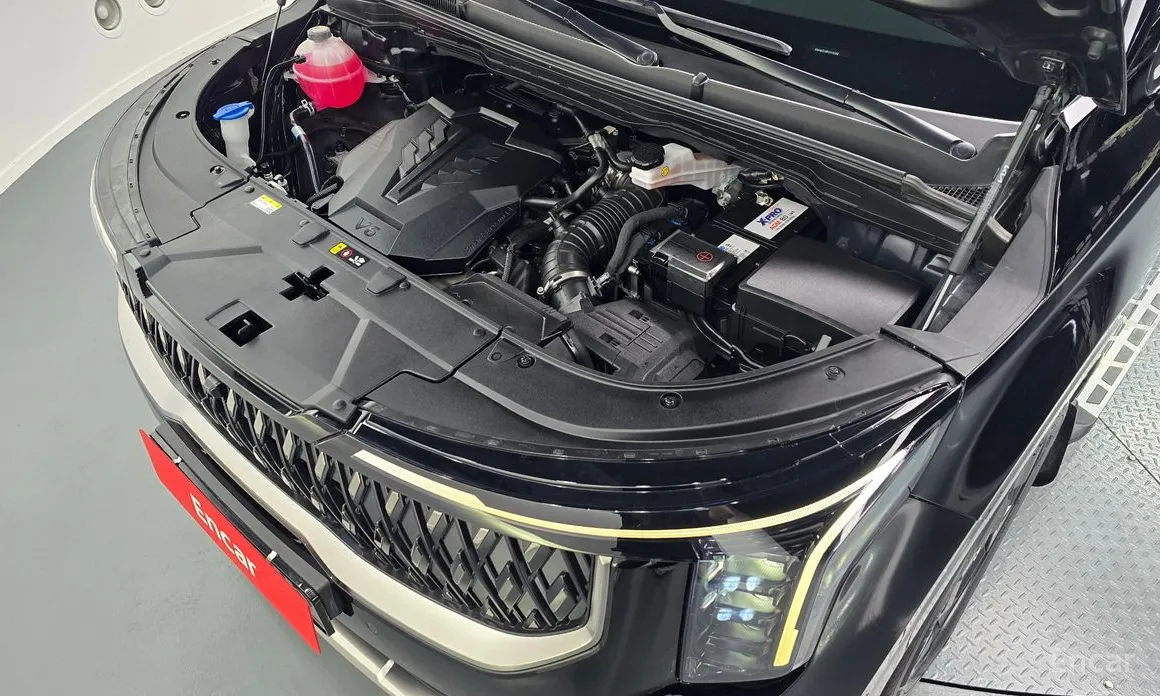 Kia Carnival 2023 Gasoline 7-Seater Signature