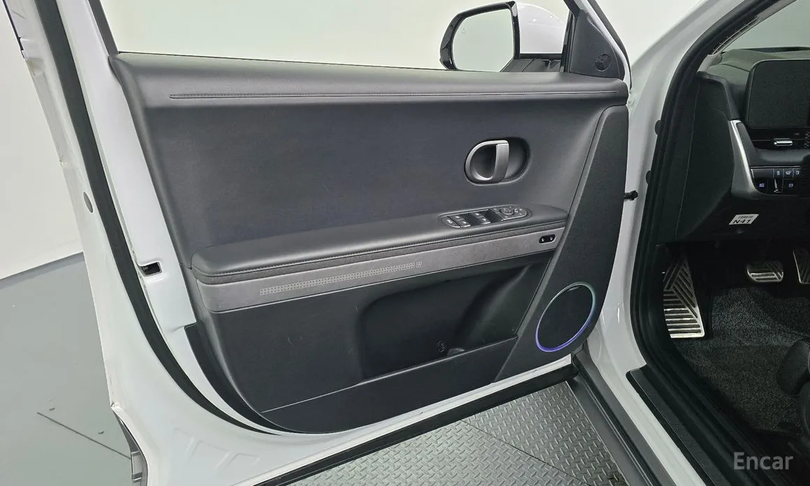 Фото 24 - Hyundai Ioniq 5