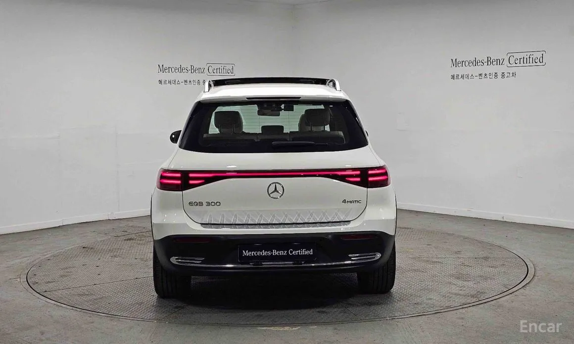 2022 Mercedes-Benz EQB