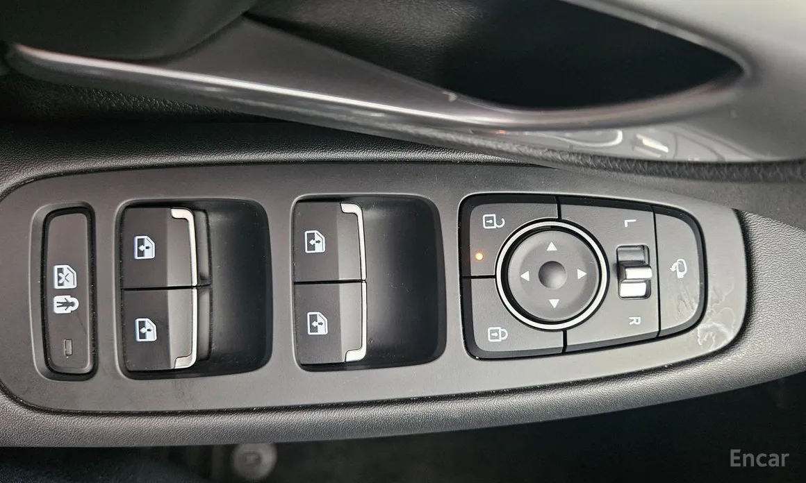 Hyundai Sonata 2023 2.0 LPG(Rent)