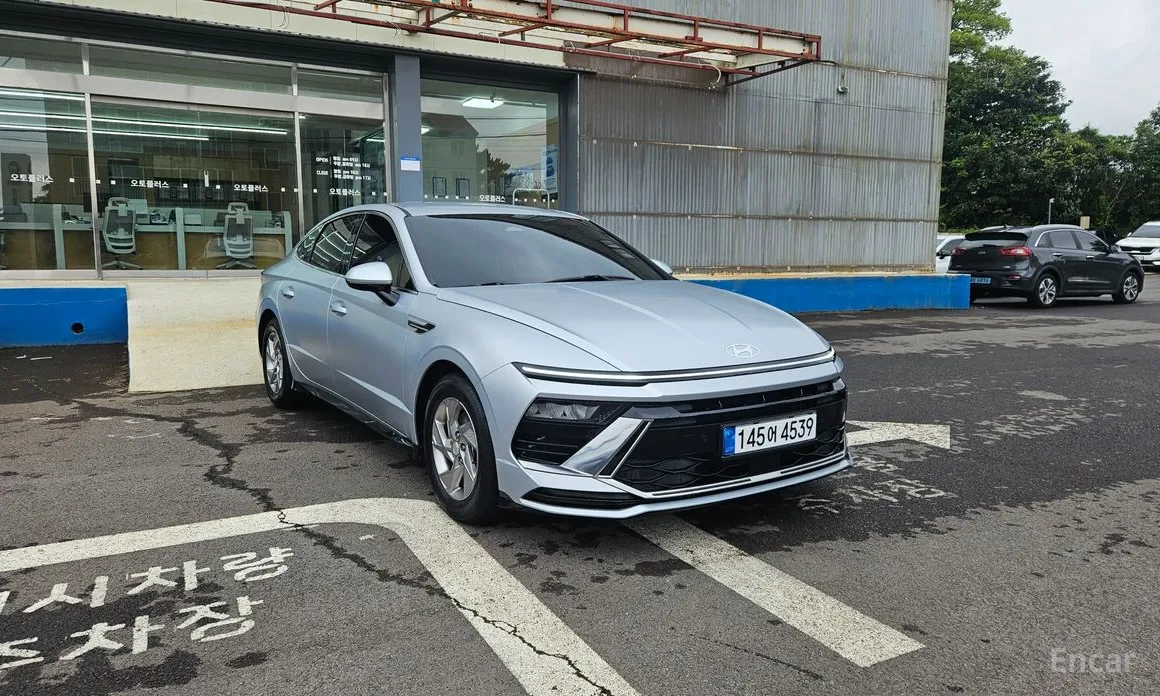 Hyundai Sonata 2023 2.0 LPG(Rent)