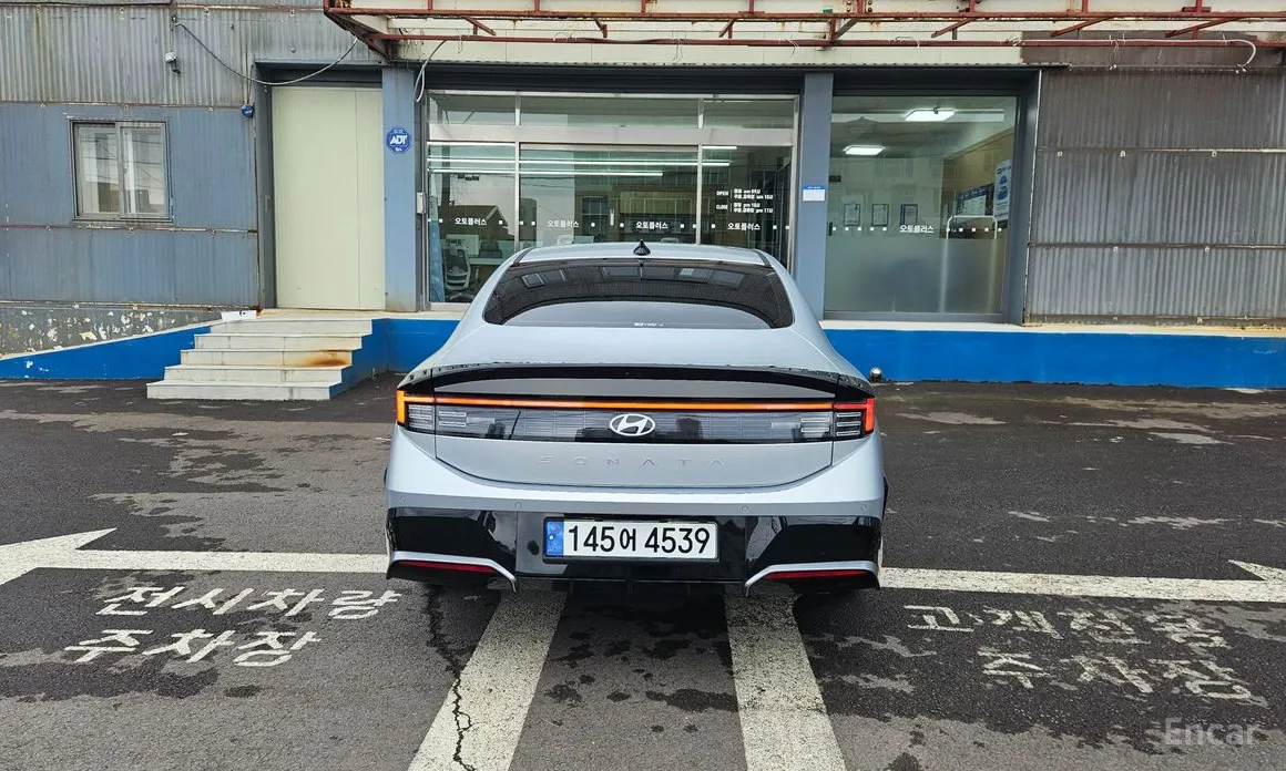 Hyundai Sonata 2023 2.0 LPG(Rent)