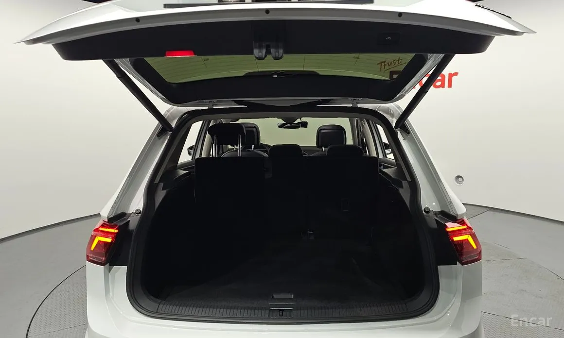 Фото 20 - Volkswagen Tiguan