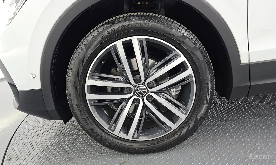 Фото 5 - Volkswagen Tiguan
