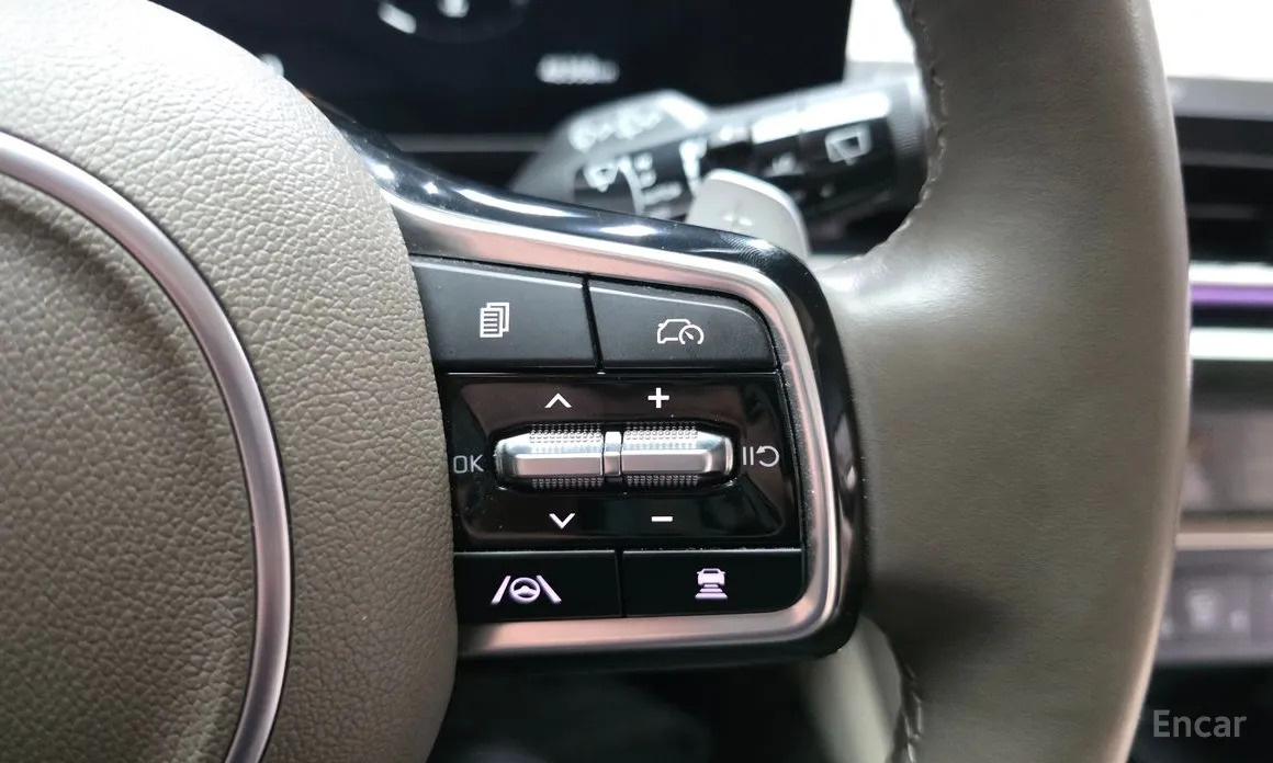 Kia Carnival 2023 9-Seater Signature