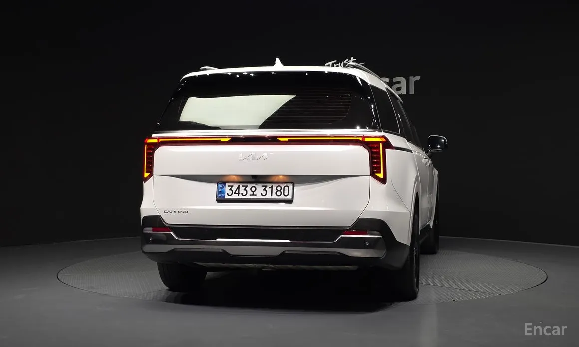2023 Kia Carnival