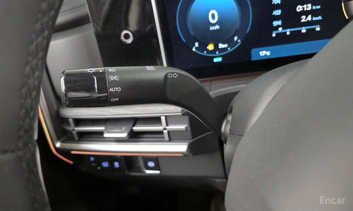 Фото 27 - Hyundai Santa Fe