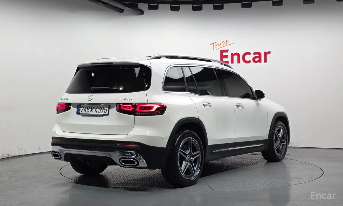 Mercedes-Benz GLB-Class 2020 GLB250 4MATIC