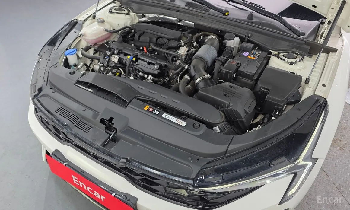 Photo 6 - Kia K5
