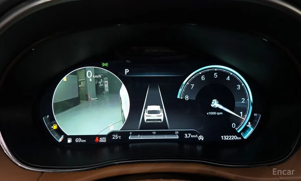 Фото 8 - Genesis GV70