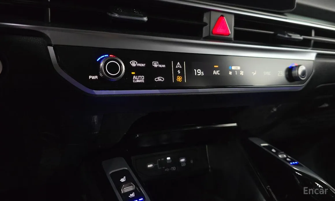 Фото 32 - Kia Sorento