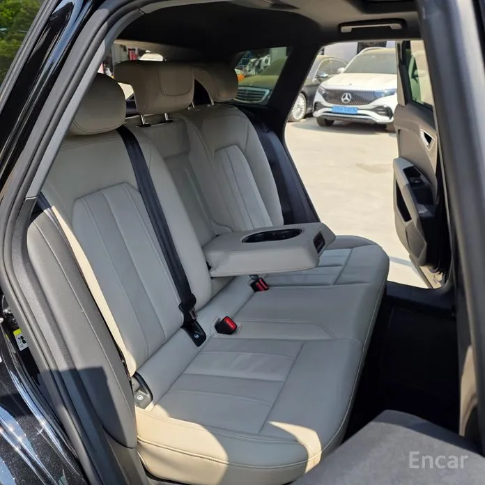 Audi Q4 e-tron 2022 40 Premium