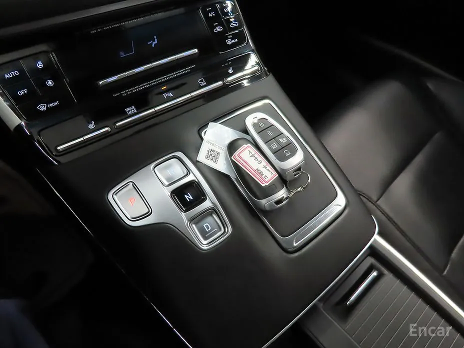 Фото 14 - Hyundai Grandeur