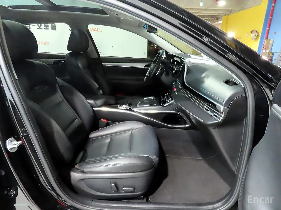 Фото 9 - Hyundai Grandeur