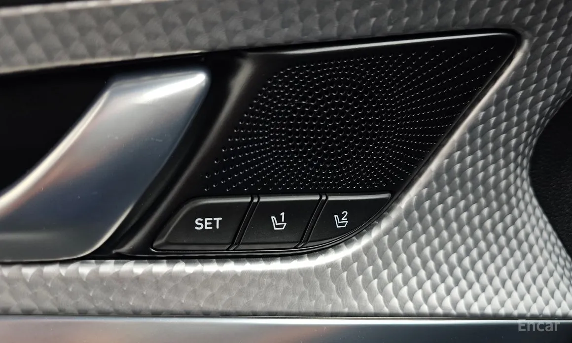 Genesis G70 2020 Gasoline 2.0T 4WD