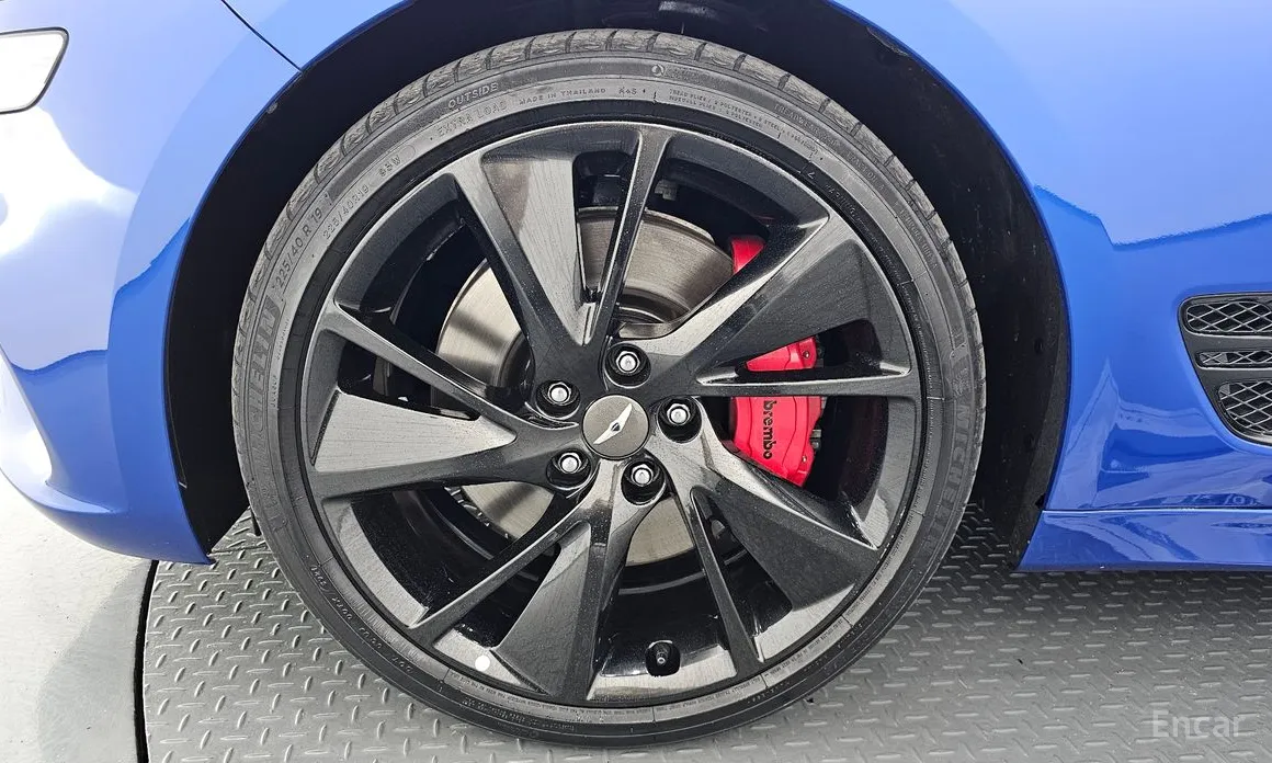 Genesis G70 2020 Gasoline 2.0T 4WD