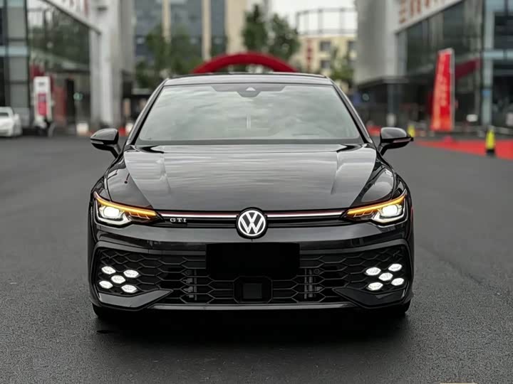 2025 Volkswagen Golf GTI