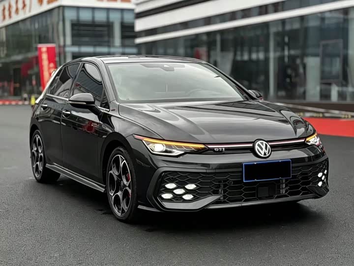 2025 Volkswagen Golf GTI