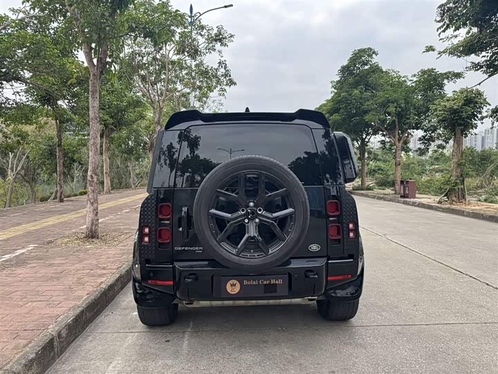 Zdjęcie 8 - Land Rover Defender
