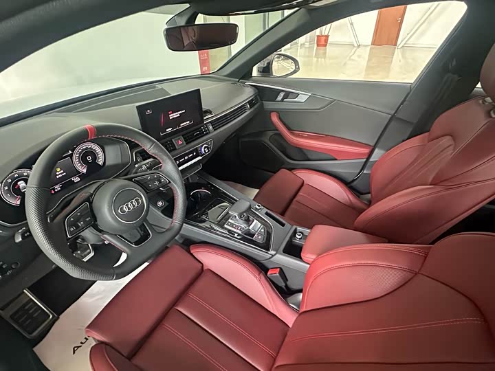 2025 Audi A4L