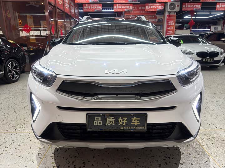 Kia KX1 2021 2021款 1.4L CVT趣享天窗款