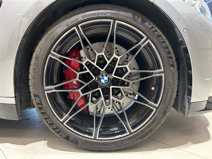 BMW M3 2024 2024款 M3四门轿车 雷霆版