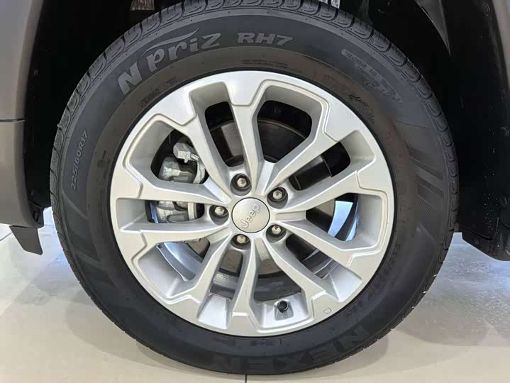 Jeep Compass 2021 2021款 220T 自动领先版
