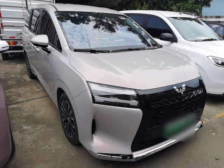 Фото 4 - Wuling Starlight 730 Hybrid/EV